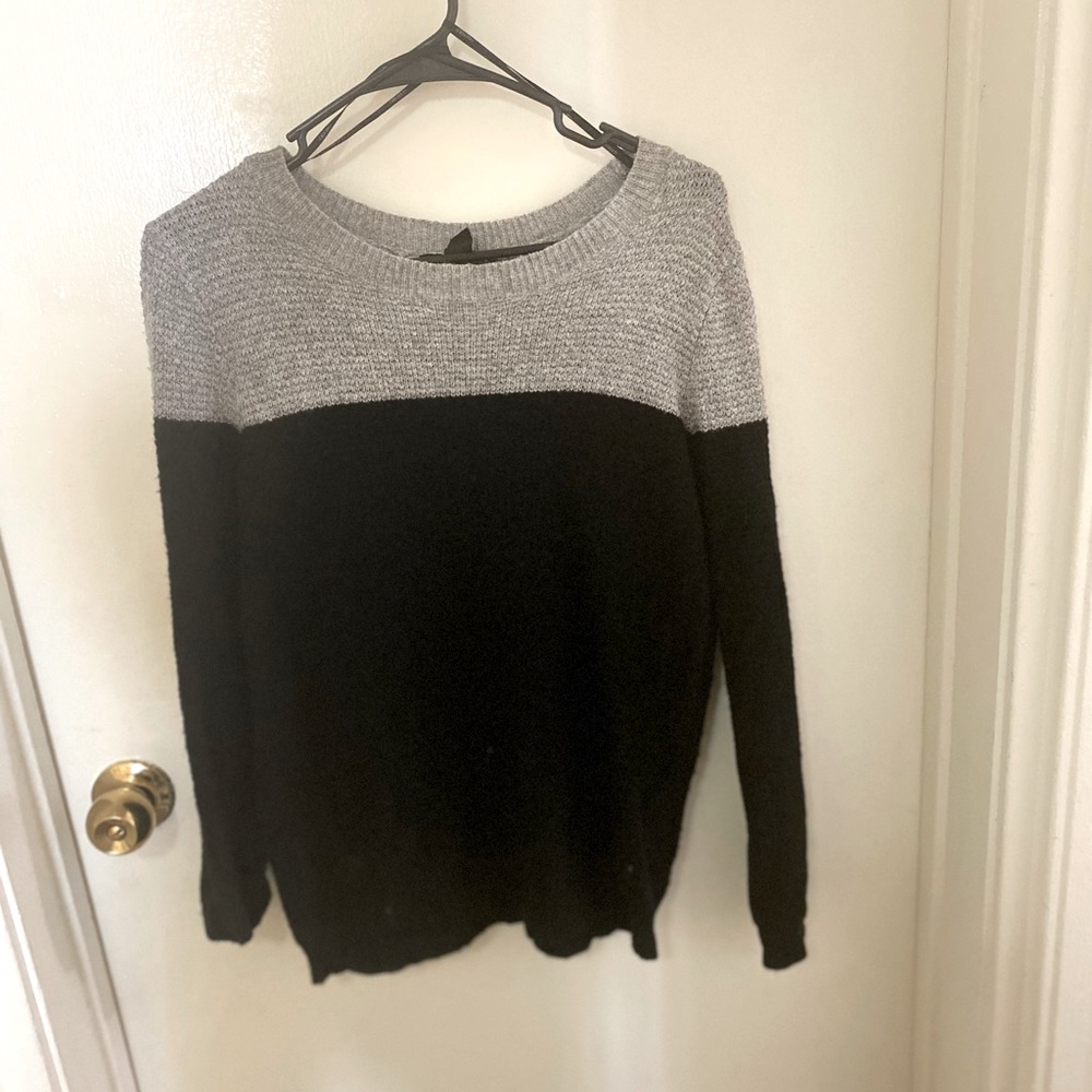 Sweater- black & grey size small- forever 21.